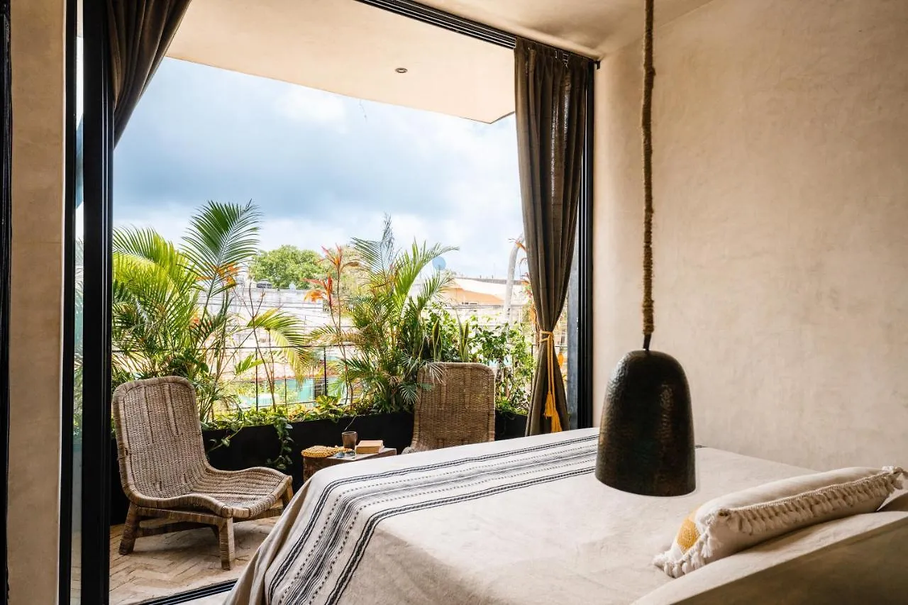 Esmeralda Boutique Hotel & Residences 툴룸