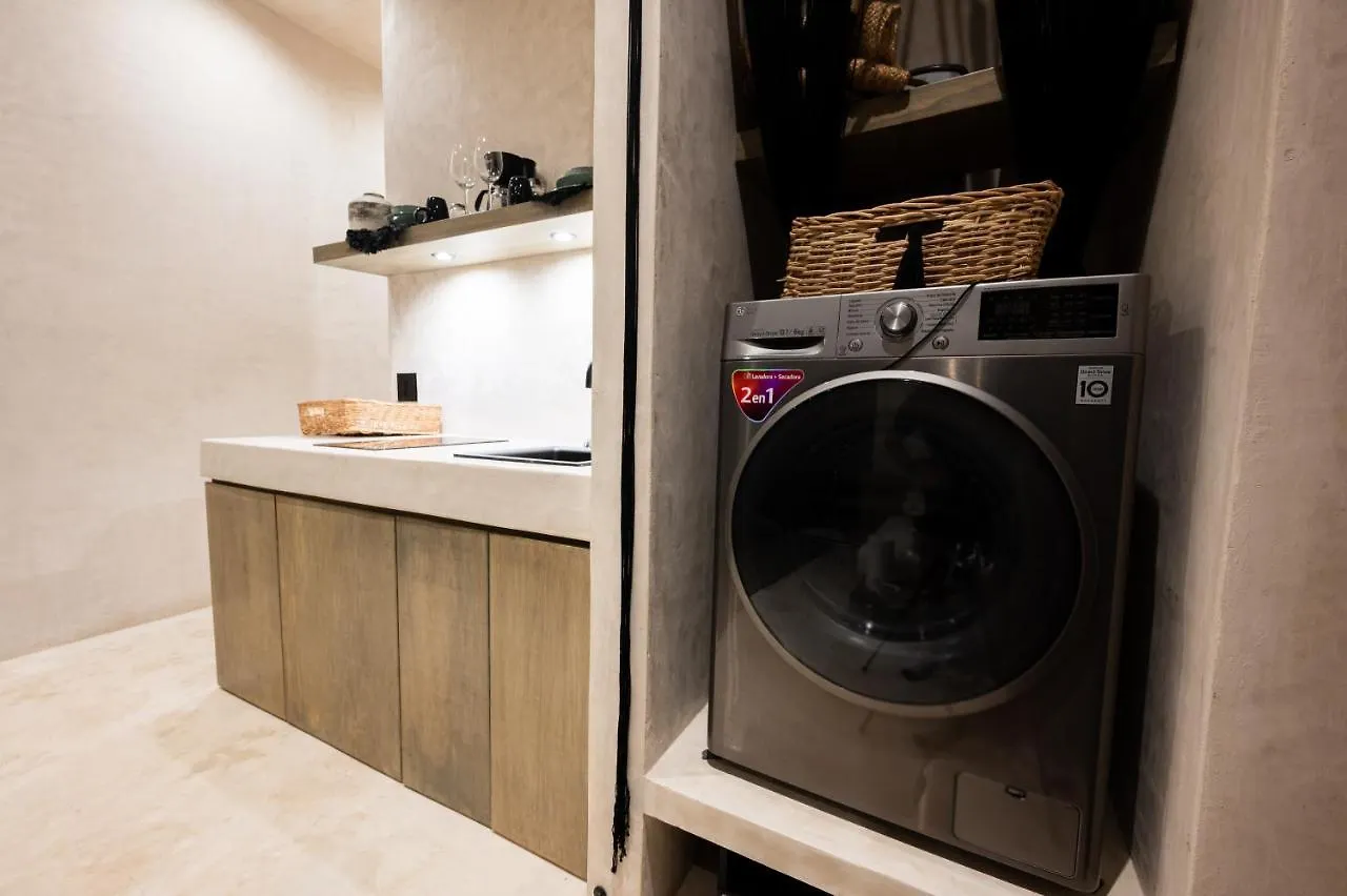 Esmeralda Boutique Hotel & Residences 툴룸